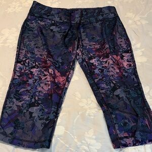 Danskin Purple & Pink Floral-Print Capris